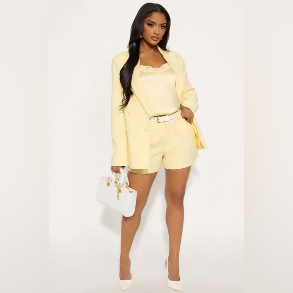 Fashion Nova Anya Double Breasted Blazer and Shorts Set - Butter Yellow. Sz. L. - Picture 2 of 2